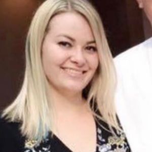 Meet your Posher, Zaneta